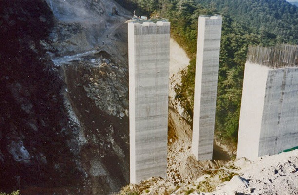 Bridge pylons - Banjung, Korea
