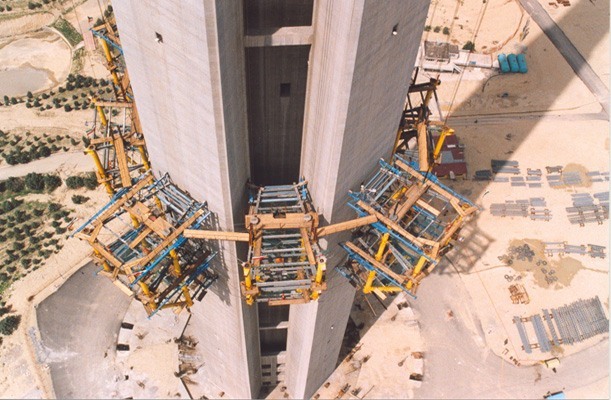 Lifting of Steel Structure - Teheran, Iran