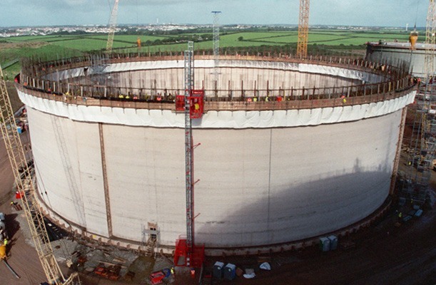 LNG Tanks - Wales